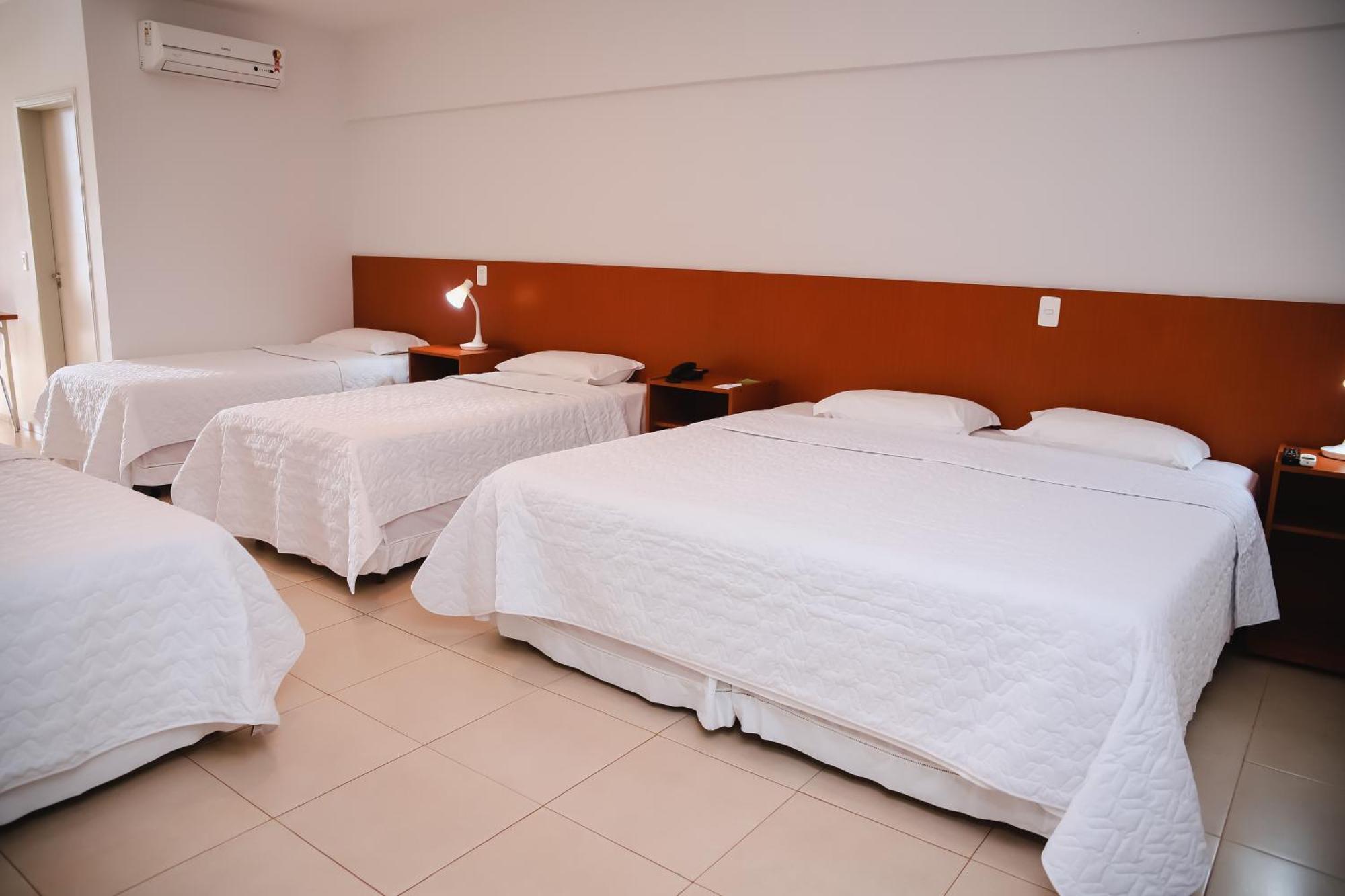 Hotel Água Das Araras Paraguacu Paulista Habitación foto