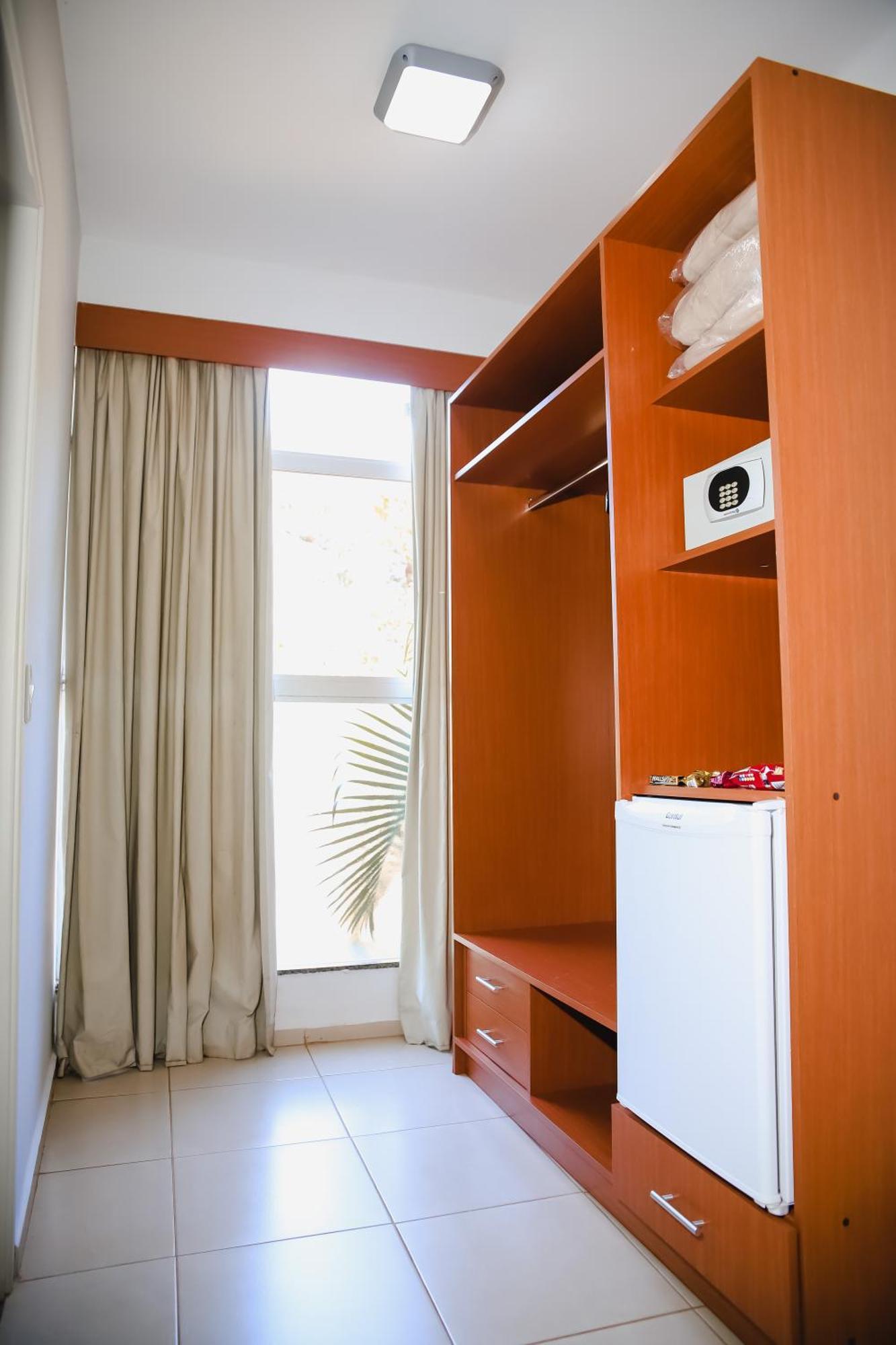 Hotel Água Das Araras Paraguacu Paulista Habitación foto